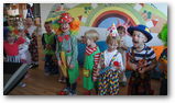 Školka plná klaunů